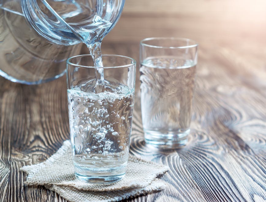 freshness,aqua,white,dehydration,fluid,wood,potable,nobody,utens glass goblet beverage drink